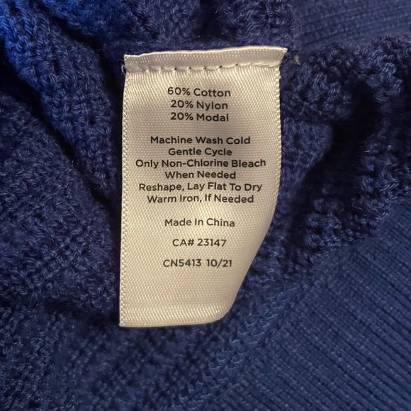 NWT T by Talbots Sweater SMALL pullover women periwinkle classic pretty - Picture 4 of 6